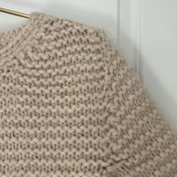 Callina Alpaca Wool Cable Knit Sweater Cream Color Size Small/Medium - Picture 2 of 12